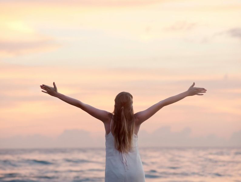 Hypnotherapy-remote-session-outside