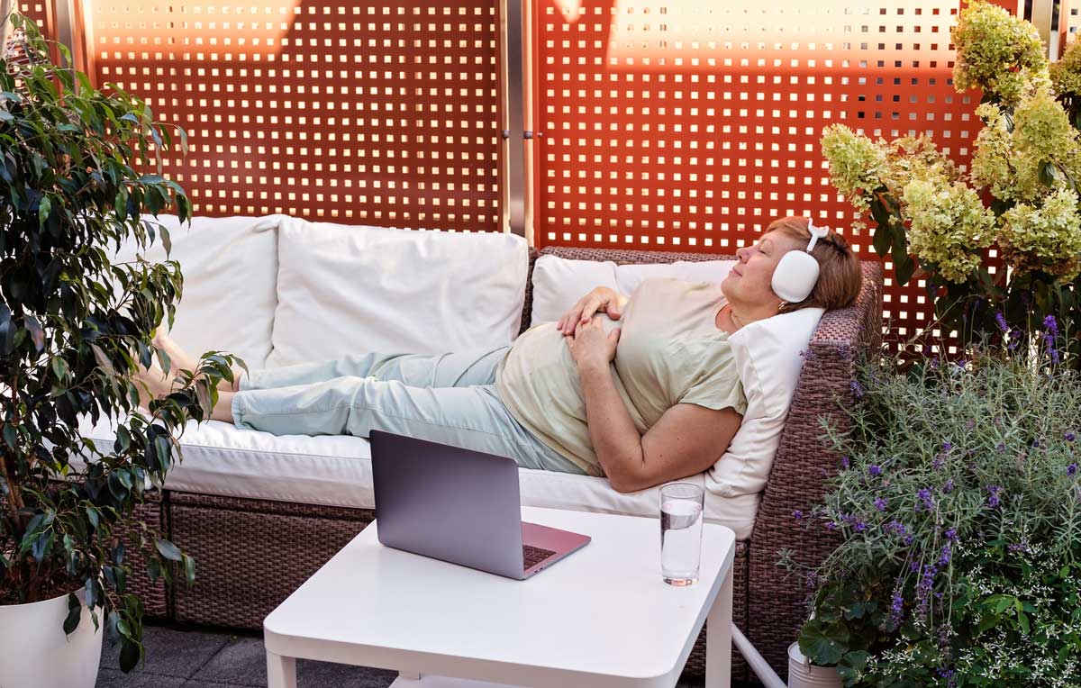 Hypnotherapy-remote-session-outside